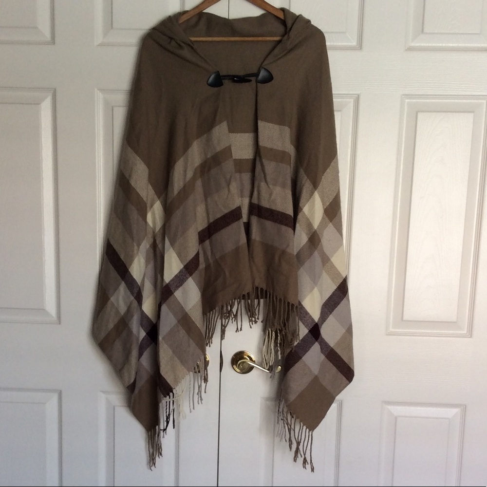 New York & Company Hooded Poncho